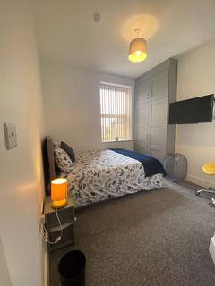 5 bedroom property to rent, Hainton Avenue, Grimsby