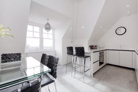 3 bedroom apartment to rent, Lyndhurst Lodge, Hampstead, NW3