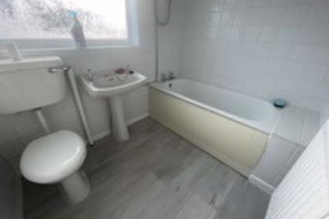 2 bedroom apartment to rent, Victoria Avenue, Wallsend NE28