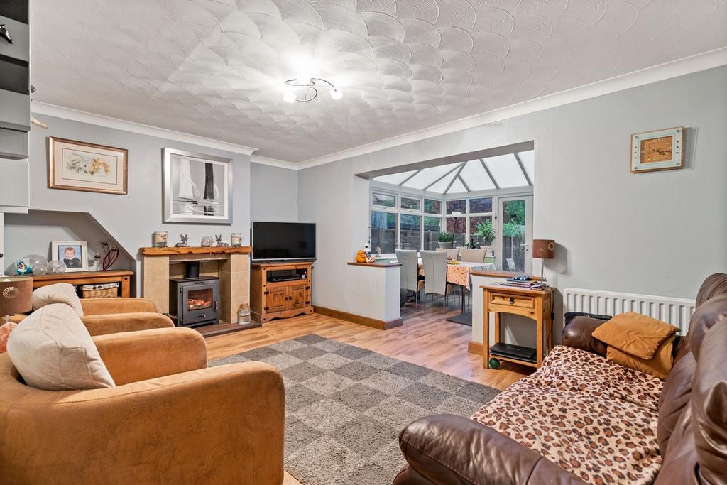 Stonehall Road, Lydden, Dover, CT15 3 bed semidetached house for sale
