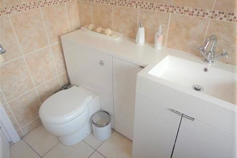 42 Blakeland Road, Birmingham, B44 8AR