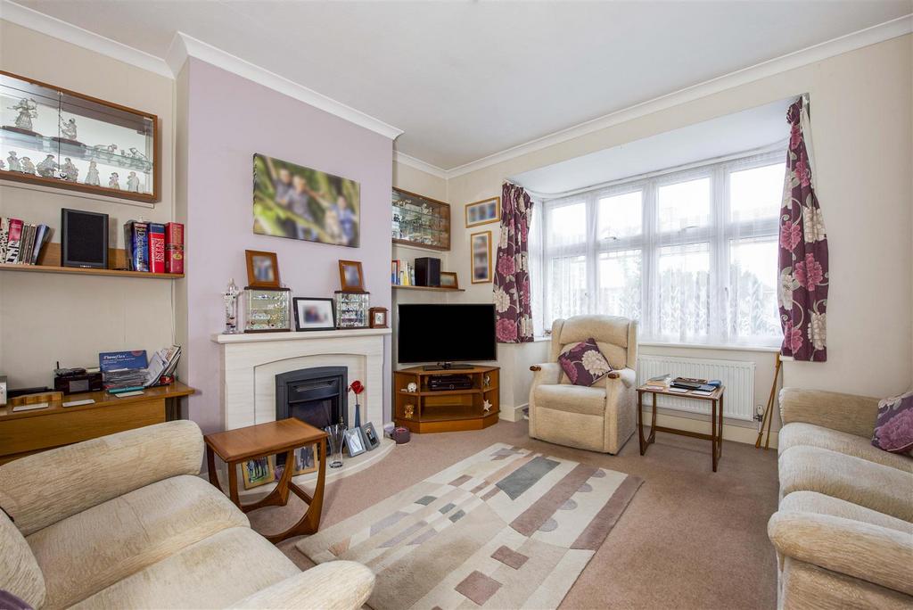 Holly Bush Lane, Hampton 3 bed semidetached house £775,000