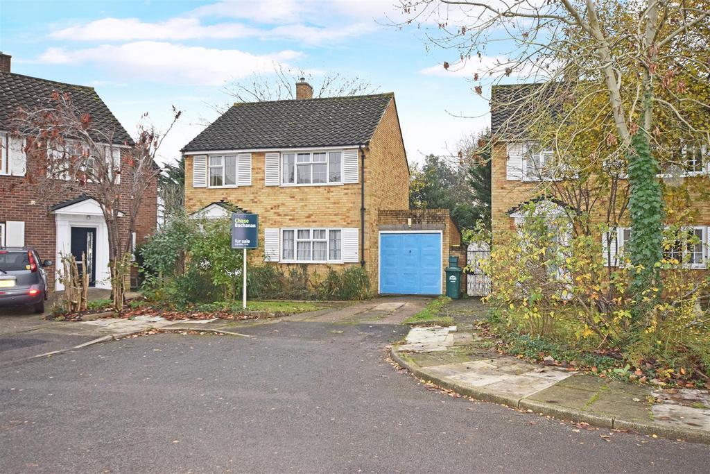 Kenton Avenue, SunburyOnThames 3 bed detached house £725,000