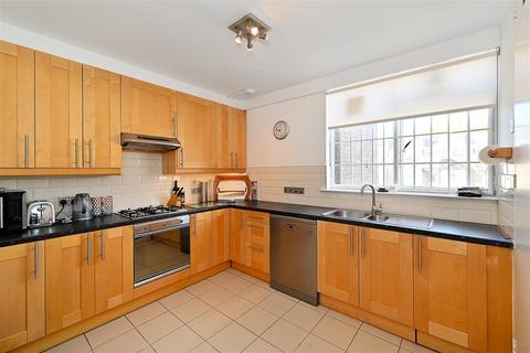 3 bedroom apartment to rent, Sussex Square, Paddington, W2 2SR