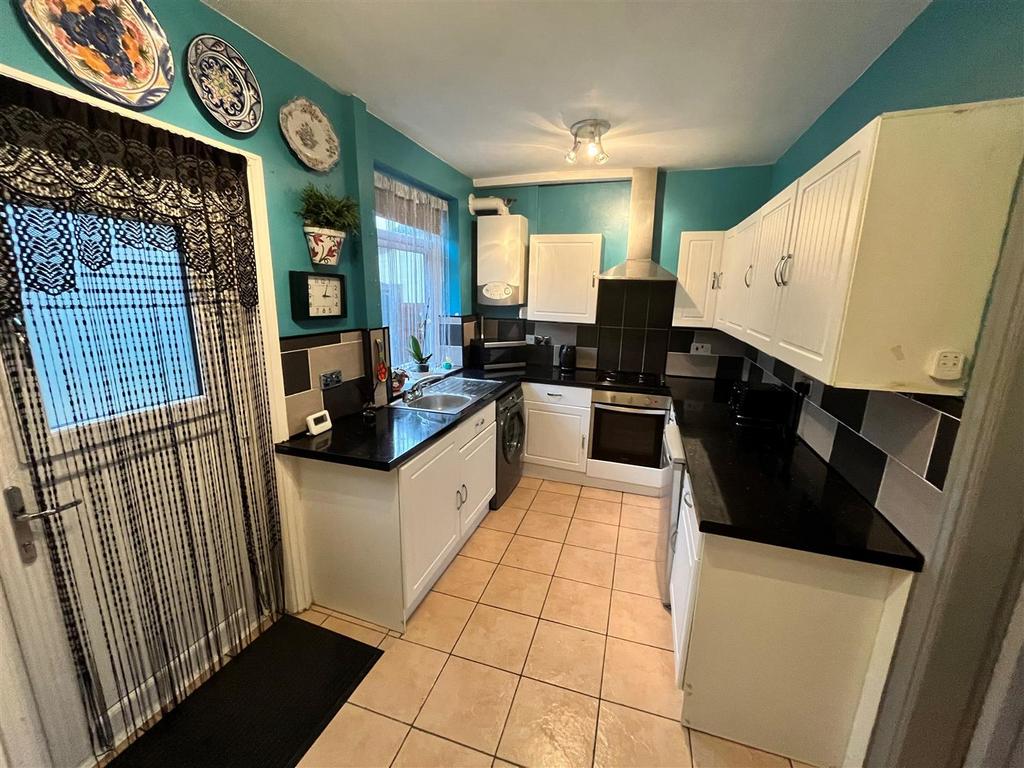 Dining kitchen