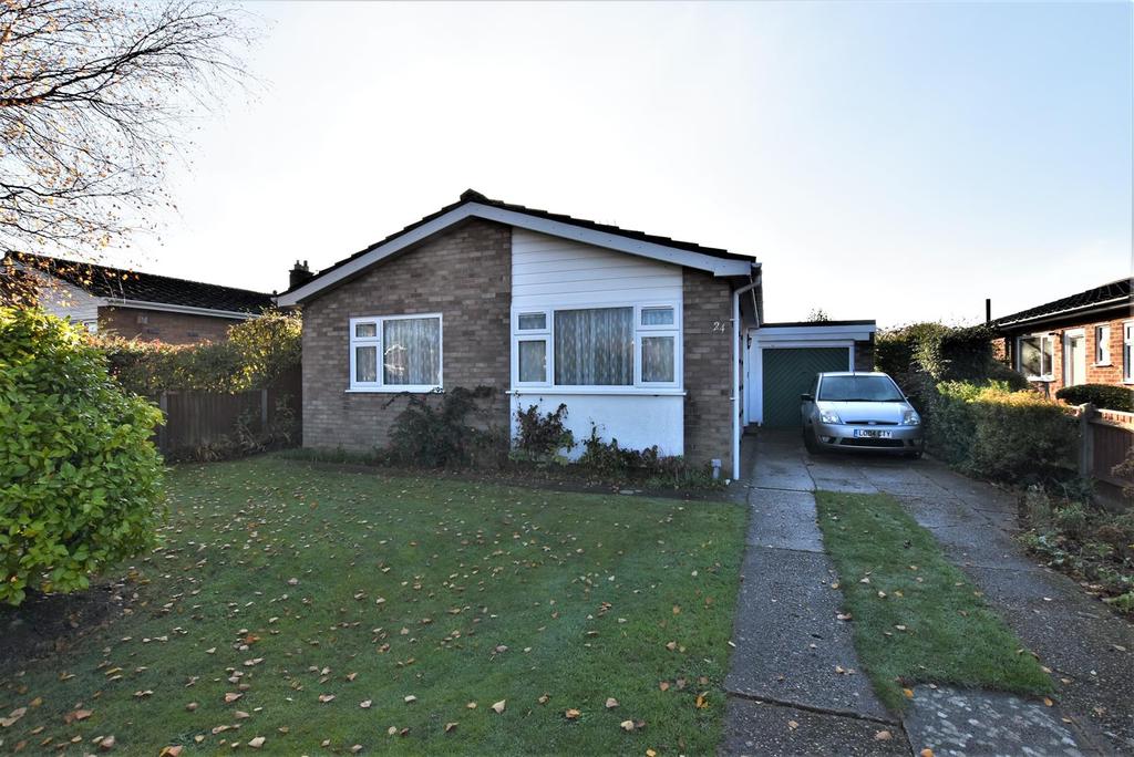 Burnt Hills, Cromer 2 bed detached bungalow £325,000