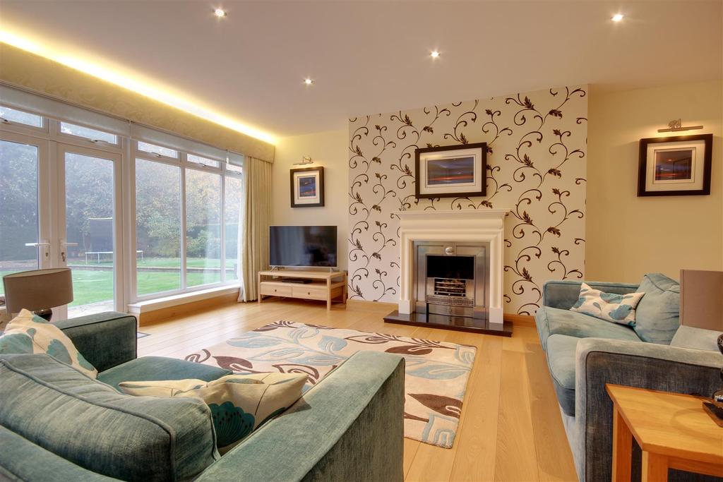 West Leys Road, Swanland 4 bed detached house £1,100,000