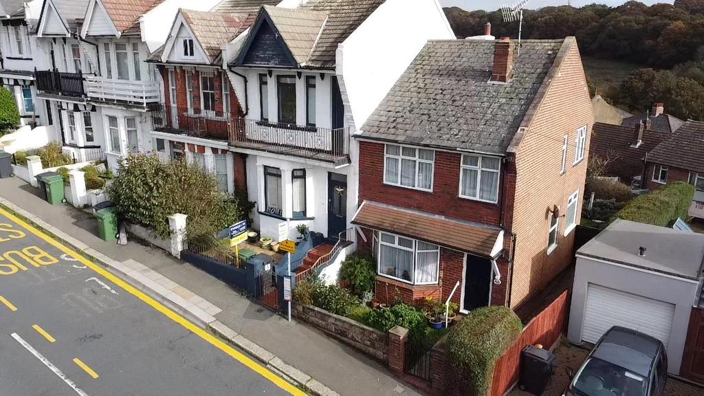 Saxon Road, Hastings 3 bed end of terrace house £320,000