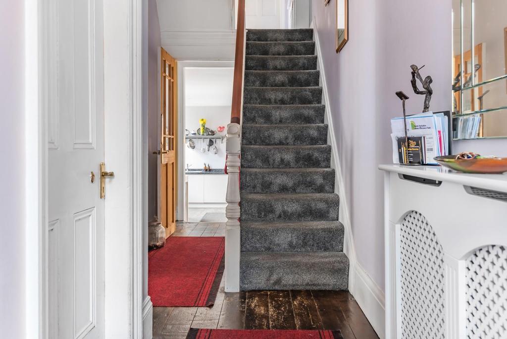 Garfield Road, Scarborough, North... 5 bed end of terrace house £295,000