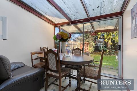 27 Montrose Gardens, Sutton, SM1 3BZ