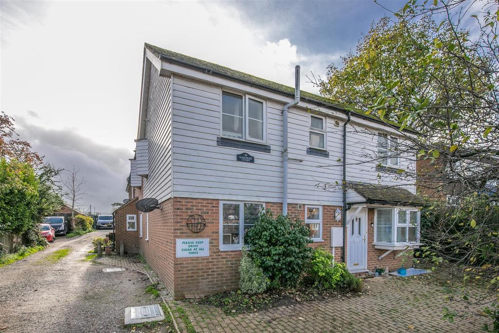 Gardner Street, Herstmonceux 1 bed flat for sale £175,000
