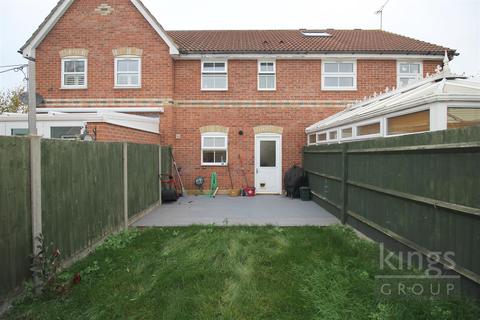 98 Albert Gardens, Church Langley, Harlow, CM17 9QG