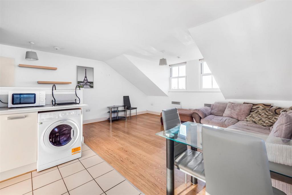 Flat 20  Canterbury Hall-14.JPG