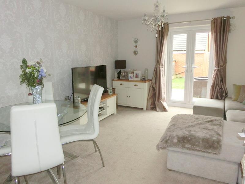Berry Maud Lane, Shirley, Solihull 2 bed house £975 pcm (£225 pw)