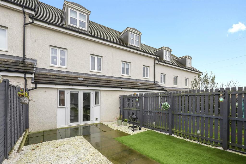 107 Greenshank Drive 5.jpg