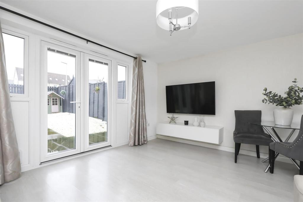 107 Greenshank Drive 26.jpg