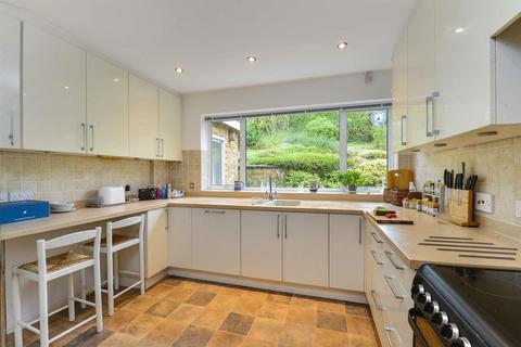 40 Guildown Road, Guildford, GU2 4EY