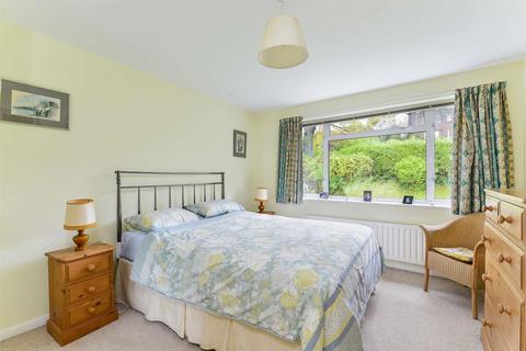 40 Guildown Road, Guildford, GU2 4EY