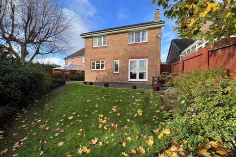 4 bedroom detached house for sale - The Foxes, Thingwall, Wirral