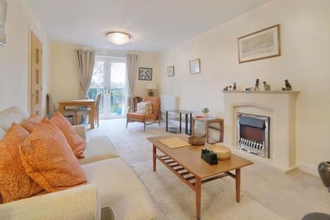 2 bedroom apartment for sale, Scaife Garth, Pocklington, York, Yorkshire, YO42 2SJ