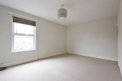 3 bedroom terraced house to rent - Blair Athol Road, Sheffield, S11 7GB