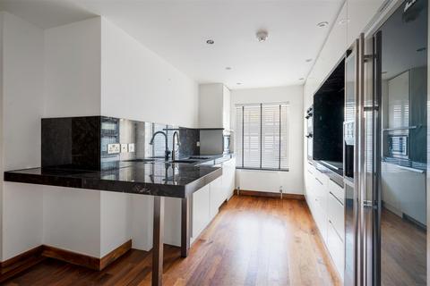 5 bedroom end of terrace house for sale - Marston Close, London, NW6