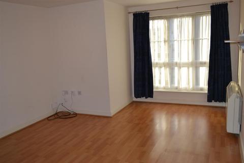 2 bedroom apartment to rent - Layton Street, Welwyn Garden City