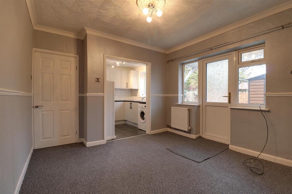 Cedar Court, Alsager 1 bed apartment £78,000