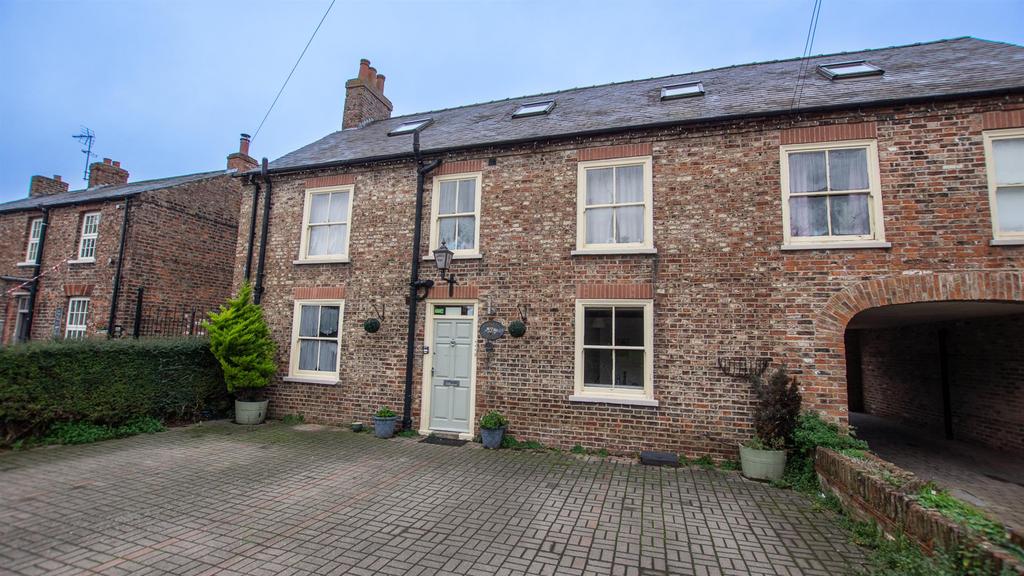 Orillia House, The Village, Stockton On The Forest, York 1 bed