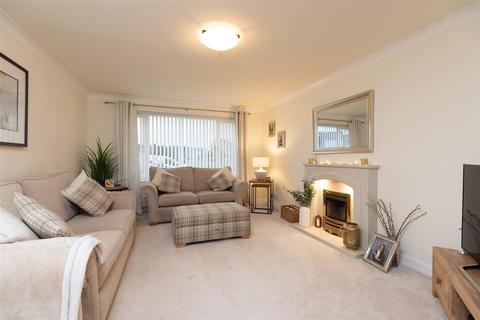 74 Chapman Drive, Carnoustie, DD7 6DY