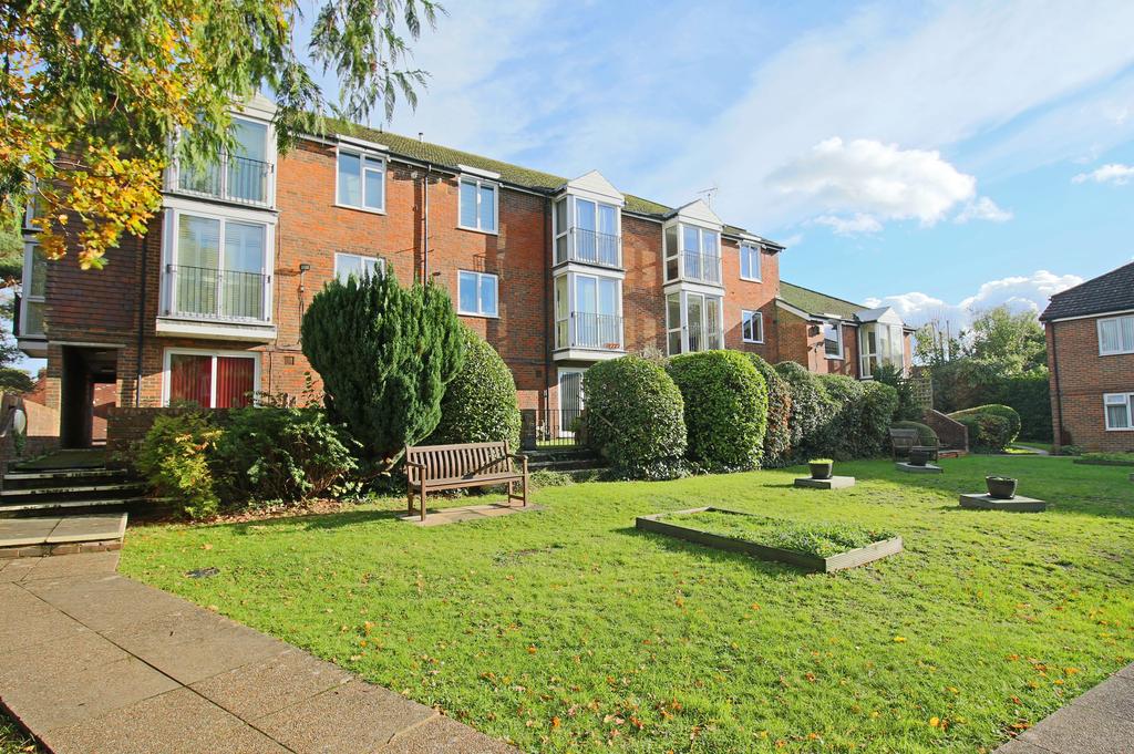 Hassocks Lodge, Hassocks, West... 2 bed flat £300,000