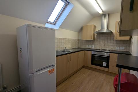 3 bedroom apartment to rent, Cowley, Oxford, Oxfordshire, OX4