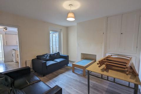 3 bedroom terraced house to rent, Hurst Street, Oxford, Oxford, Oxfordshire, OX4