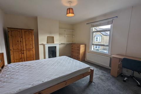 3 bedroom terraced house to rent, Hurst Street, Oxford, Oxford, Oxfordshire, OX4