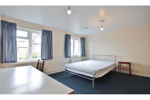 3 bedroom apartment to rent, Cowley, Oxford, Oxfordshire, OX4