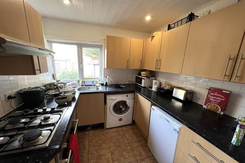 3 bedroom semi-detached house to rent - Old Road, Headington, Oxford, Oxfordshire, OX3
