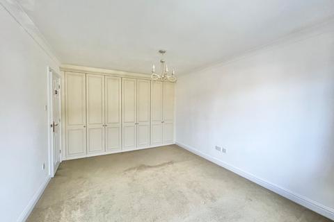 32 Fitzharding Road, Easton In Gordano, Bristol, BS20 0EH