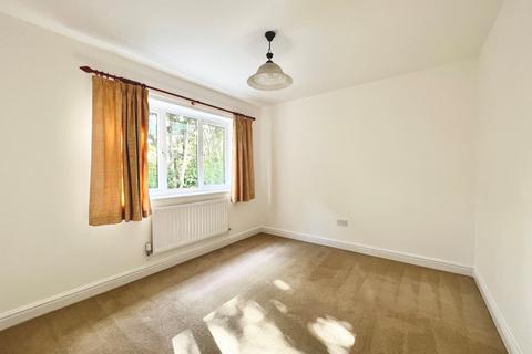 32 Fitzharding Road, Easton In Gordano, Bristol, BS20 0EH