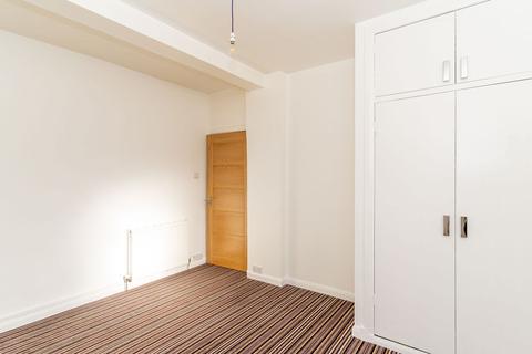 11 Loganlea Drive, Edinburgh, EH7 6LS