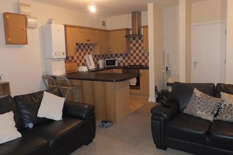 2 bedroom ground floor flat to rent, Newry Street, Holyhead