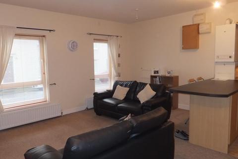 2 bedroom ground floor flat to rent, Newry Street, Holyhead