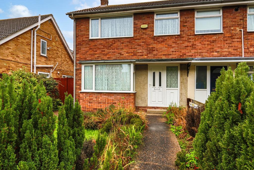 Cotterdale, Hull, HU7 4AE 3 bed end of terrace house £85,000