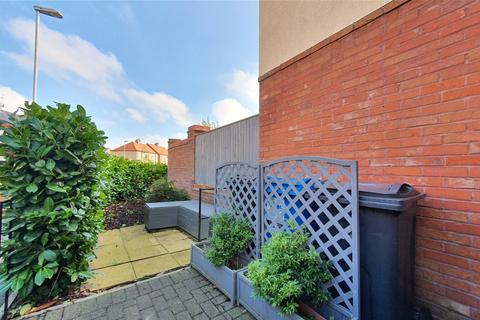 48 Attringham Park, Kingswood, Hull, HU7 3GL
