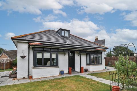 3 bedroom bungalow for sale - Wold Road, Barrow-Upon-Humber, Lincolnshire, DN19