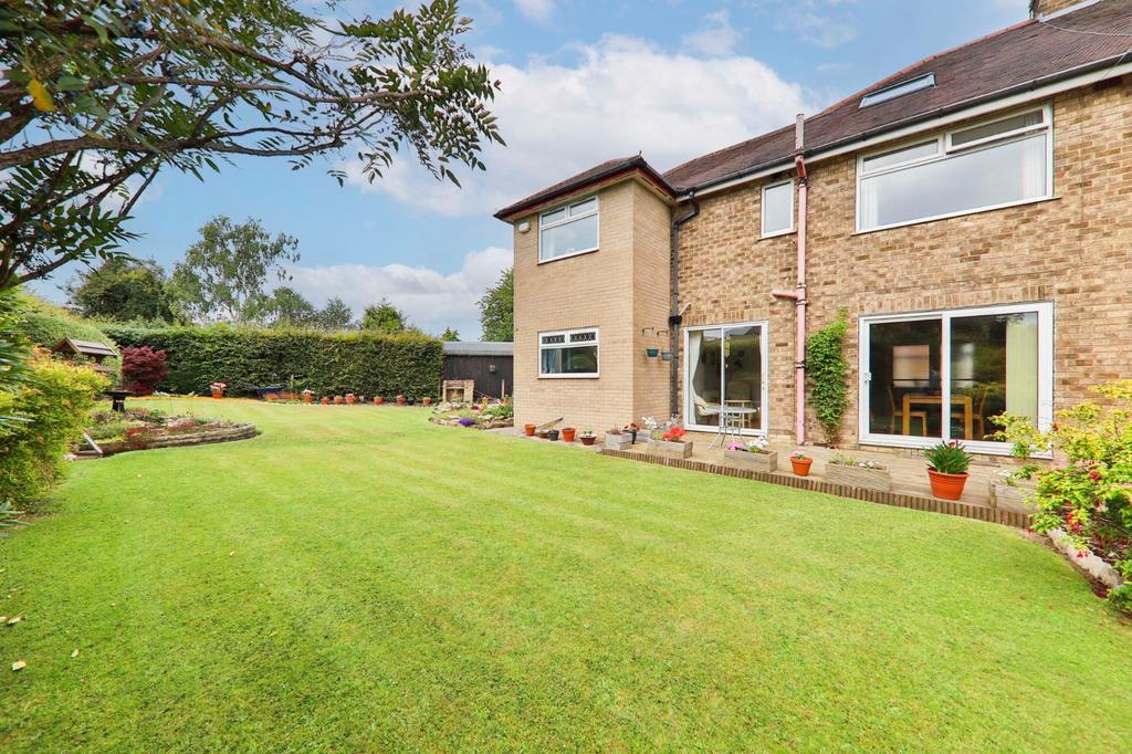 Fairfield Avenue, Kirk Ella, Hull... 5 bed semidetached house £370,000