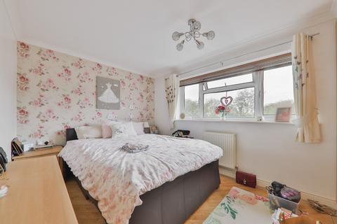 2 bedroom semi-detached house for sale - Hathersage Road, Hull, , HU8 0EX