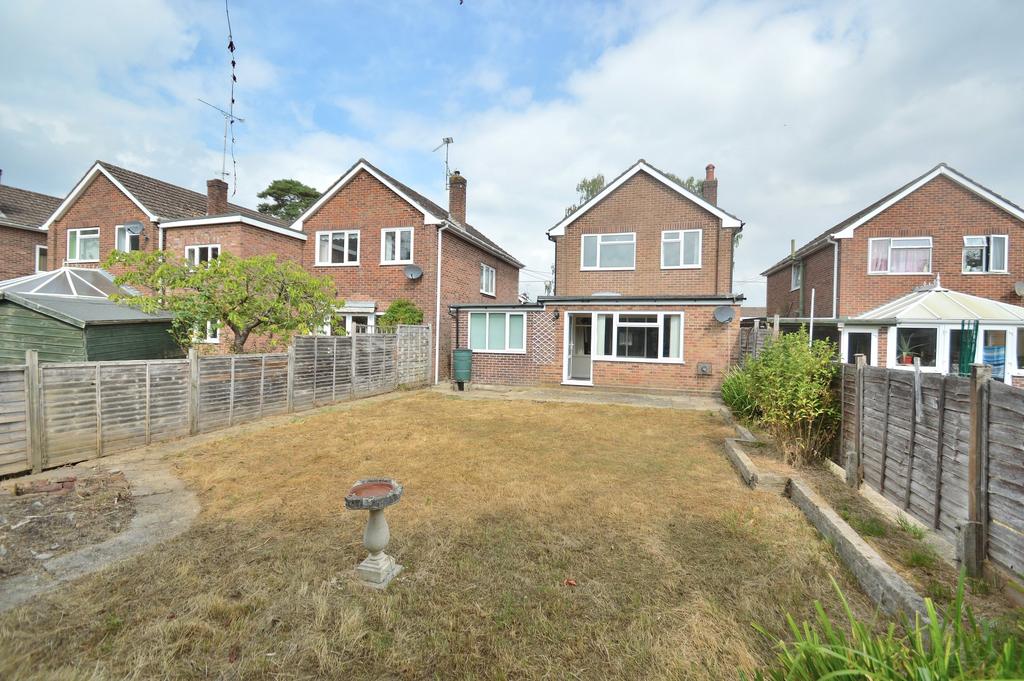 Common Road, Chandler's Ford 3 bed detached house £450,000