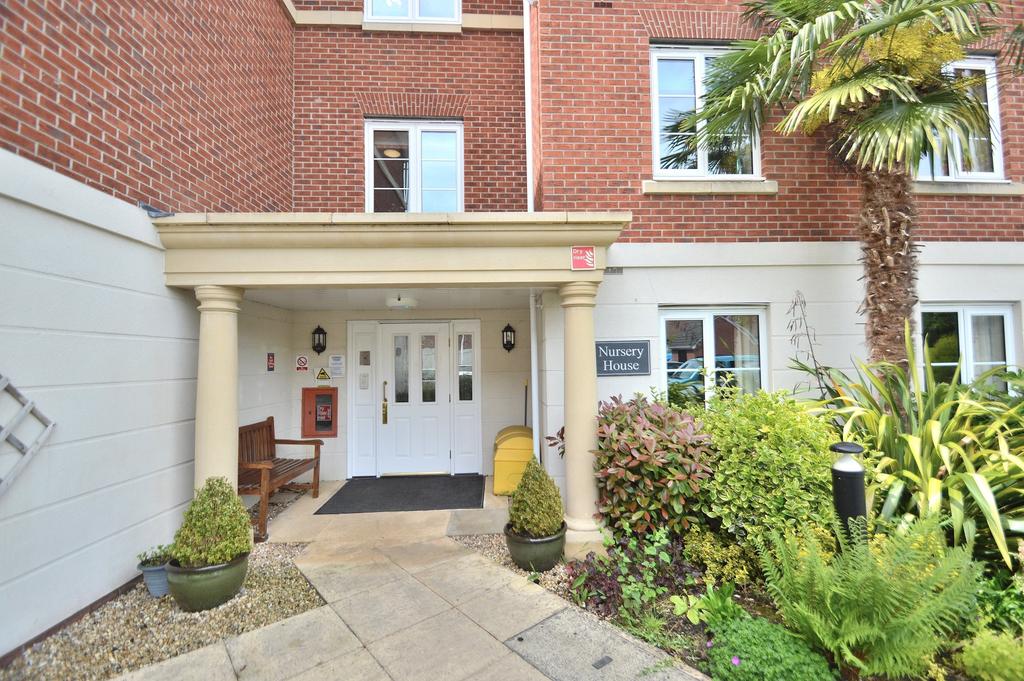 Hursley Road,Chandler's Ford,Eastleigh,SO53 2RQ 2 bed apartment £345,000