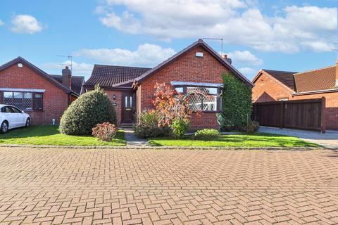 3 bedroom detached bungalow for sale - Highfield Rise, Preston, Hull, East Riding of Yorkshire, HU12 8RA