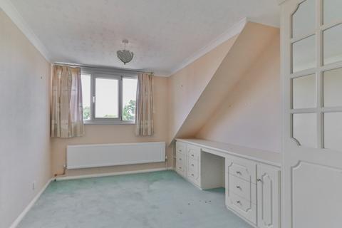 3 bedroom semi-detached bungalow for sale - Ravenspur Road, Bilton, Hull, HU11 4HE